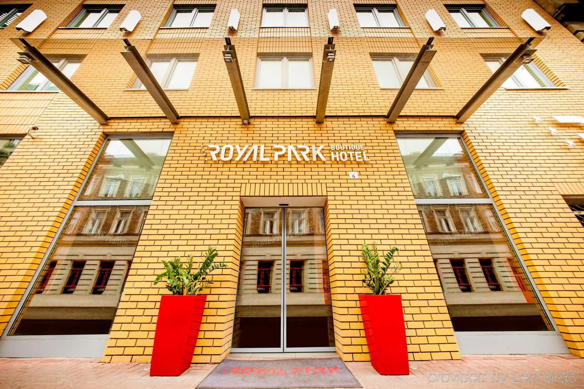 Royal Park Boutique Hotel Будапеща Екстериор снимка